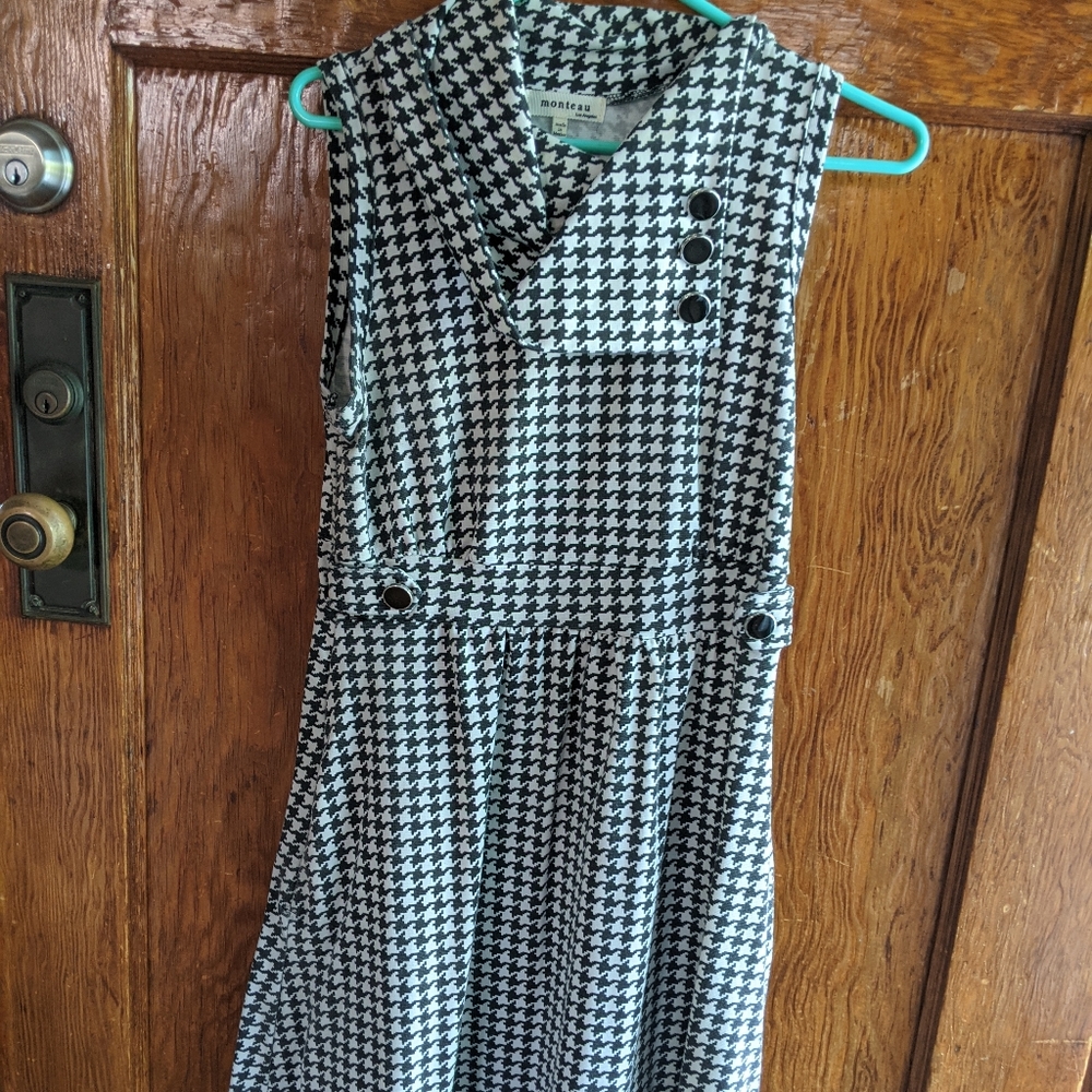 Brand: Monteau, Size: Large, Color: Black and White